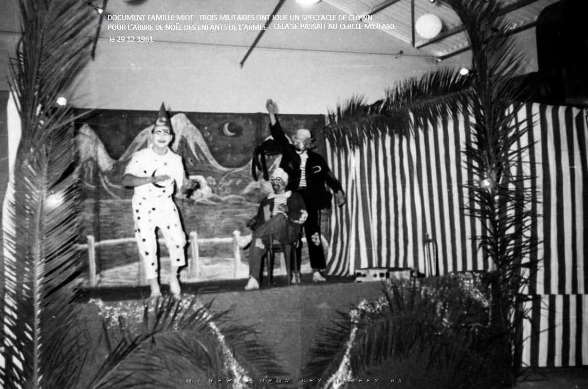 Oran- SDV- 5058- CERCLE MILITAIRE FIN D'ANNEE 61 APRES TOUT A CHANGE 2.jpg
